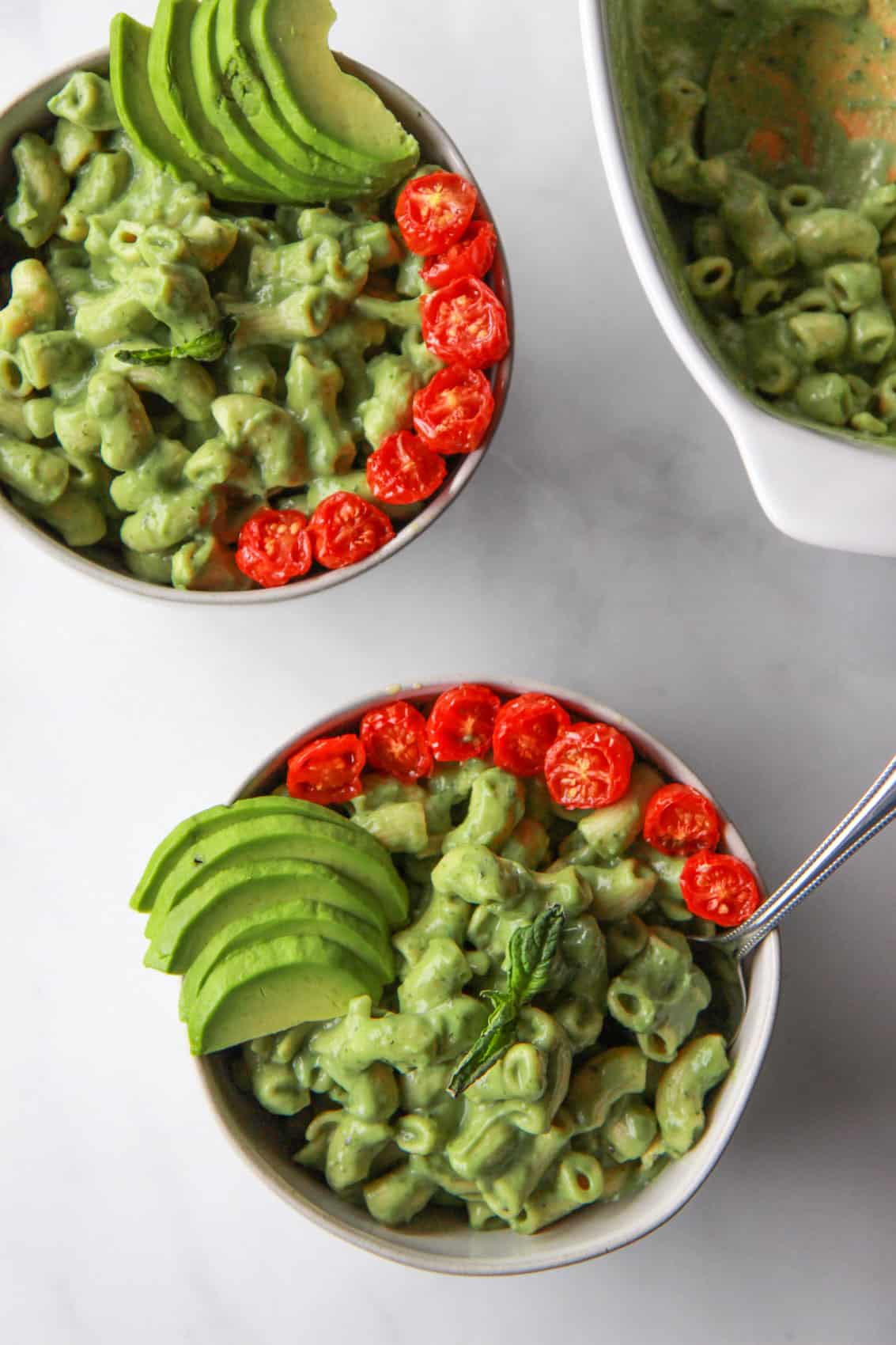 Creamy Avocado Mac and Cheese (Vegan) - Zen and Zaatar