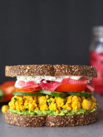 mediterranean chickpea salad sandwich vegan