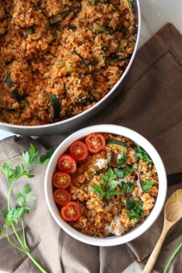 arabic kousa or zucchini and bulgur pilaf with tomato