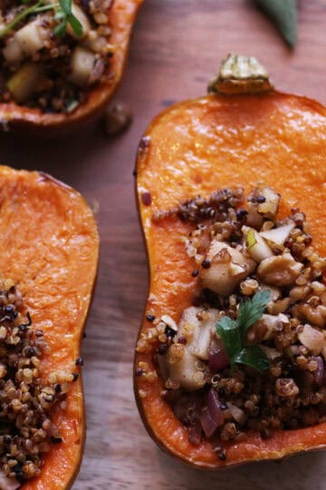 stuffed honeynut squash butternut quinoa pear maple balsamic sage walnut vegetarian vegan gluten free food blog recipe zenanzaatar