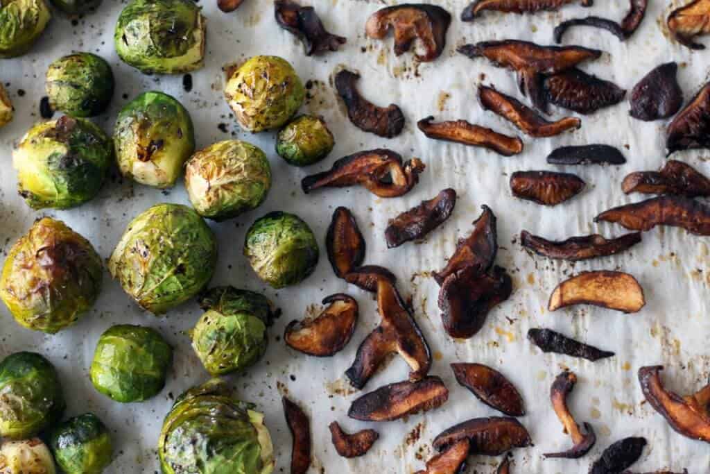 roasted brussels sprouts shiitake bacon maple dijon honey mustard balsamic vegan vegetarian appetizer zenanzaatar food blog recipe