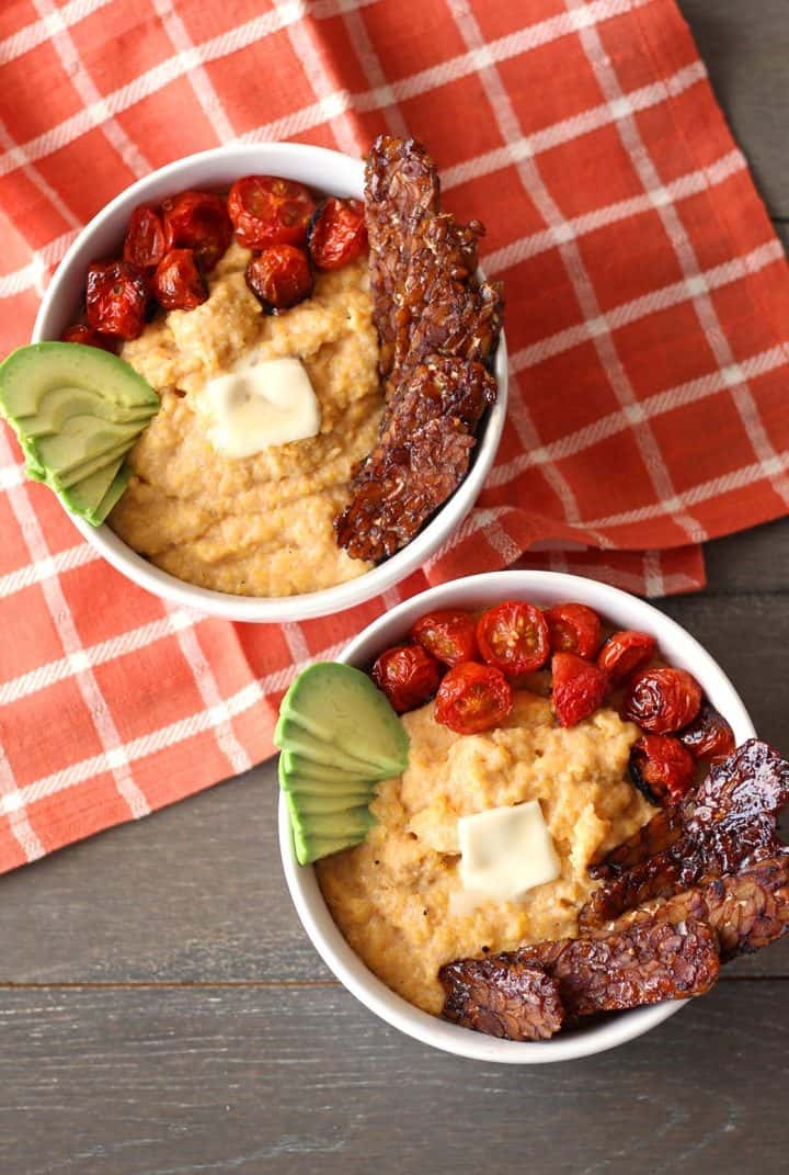 Extra Creamy Vegan Grits with Broiled Tomatoes and Tempeh Bacon (GF