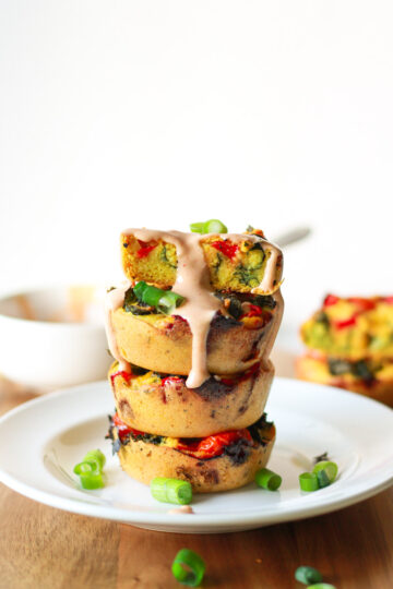 How to make vegan egg muffins without chickpeas or tofu! This mung bean based egg alternative is gluten-free and can be customized to your liking with tomatoes, kale, and other veggies. These vegan egg muffins are ready in 20 minutes and can be served with a tahini dip.