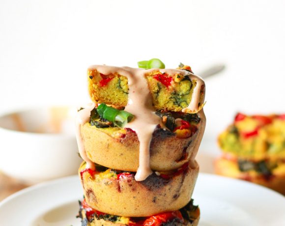 How to make vegan egg muffins without chickpeas or tofu! This mung bean based egg alternative is gluten-free and can be customized to your liking with tomatoes, kale, and other veggies. These vegan egg muffins are ready in 20 minutes and can be served with a tahini dip.